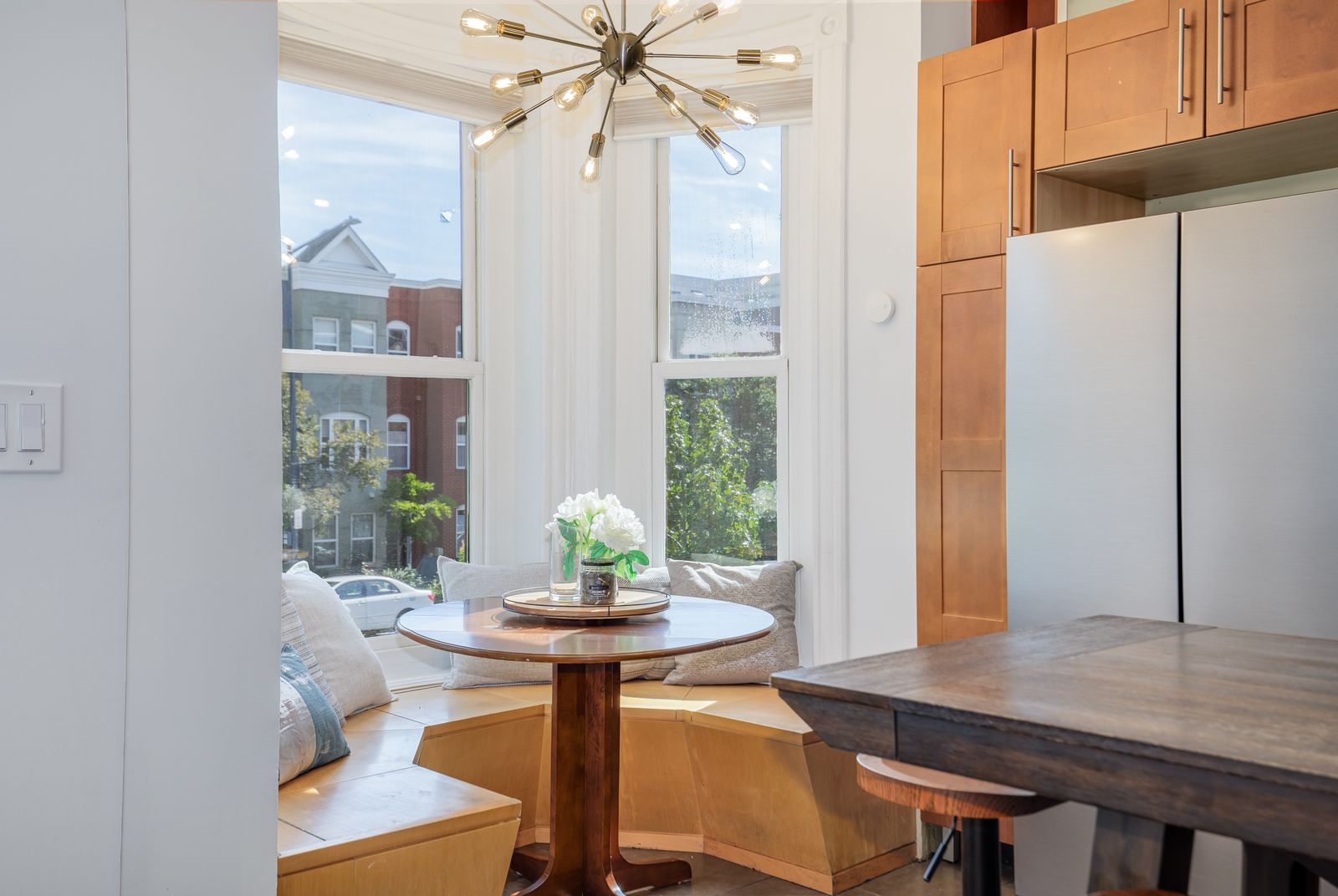 Eat-in Kitchen