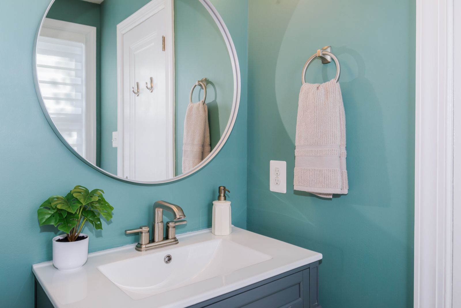 Primary Bath at 737 Whittier St NW
