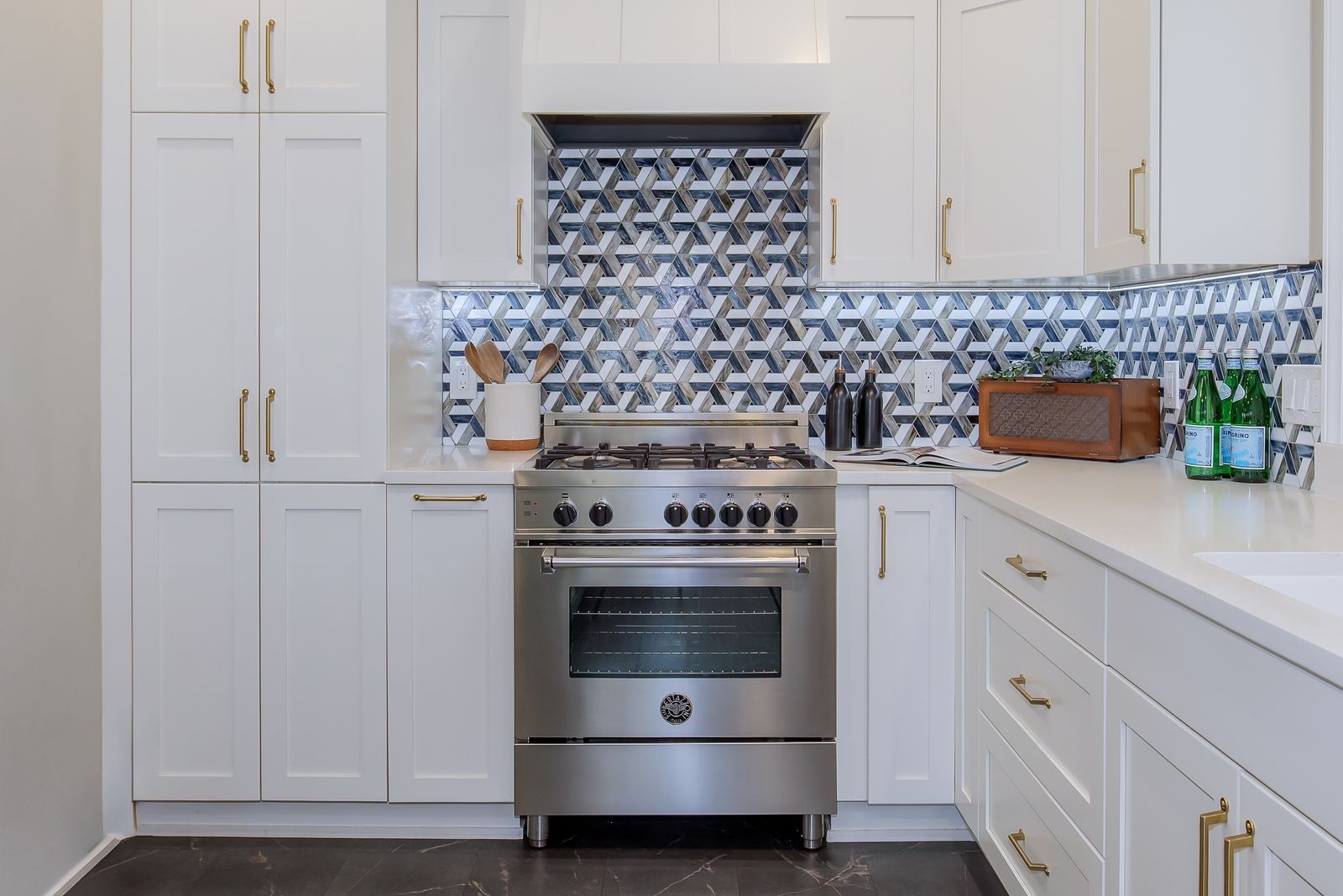 Kitchen at 737 Whittier St NW