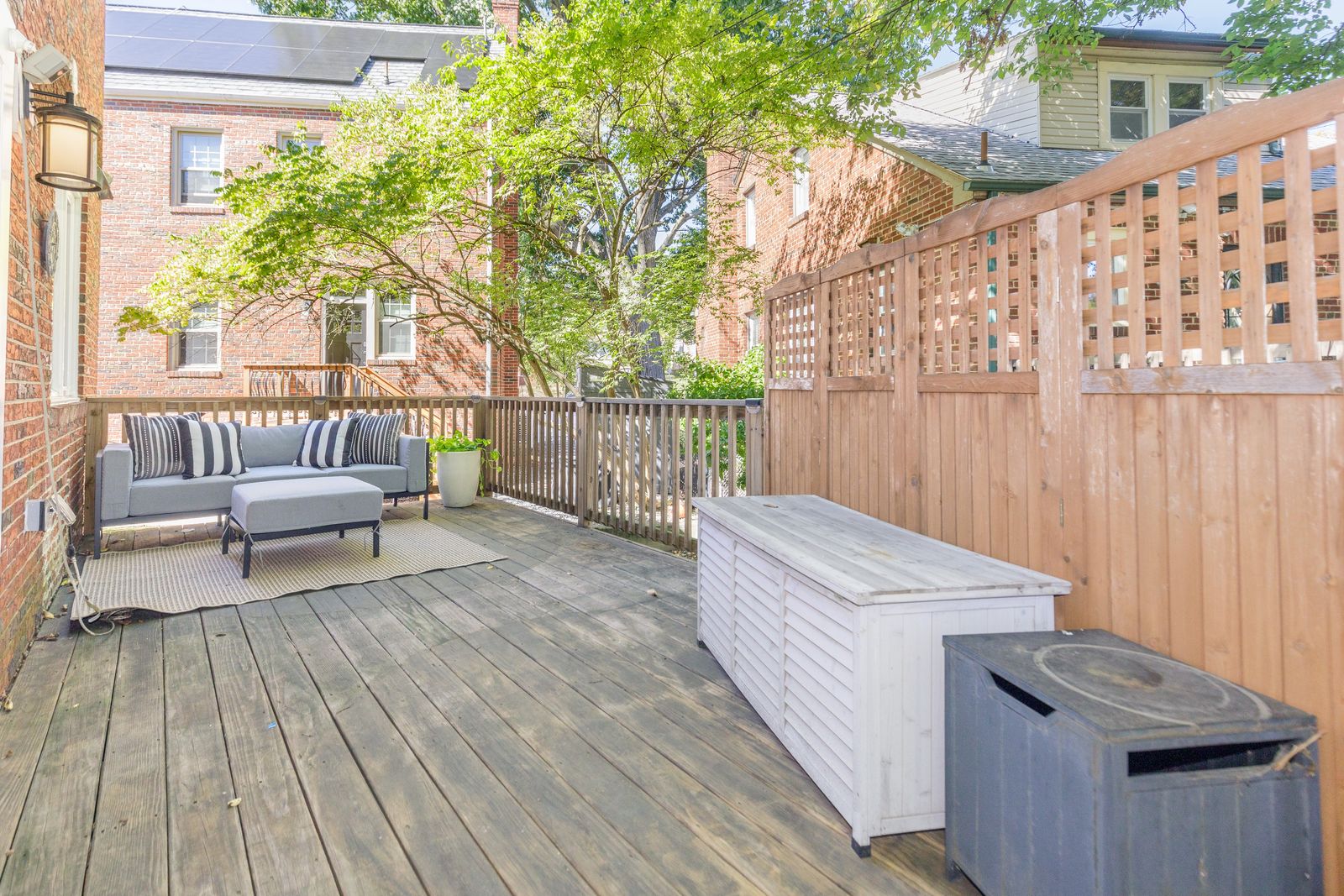 Balcony Patio at 737 Whittier St NW
