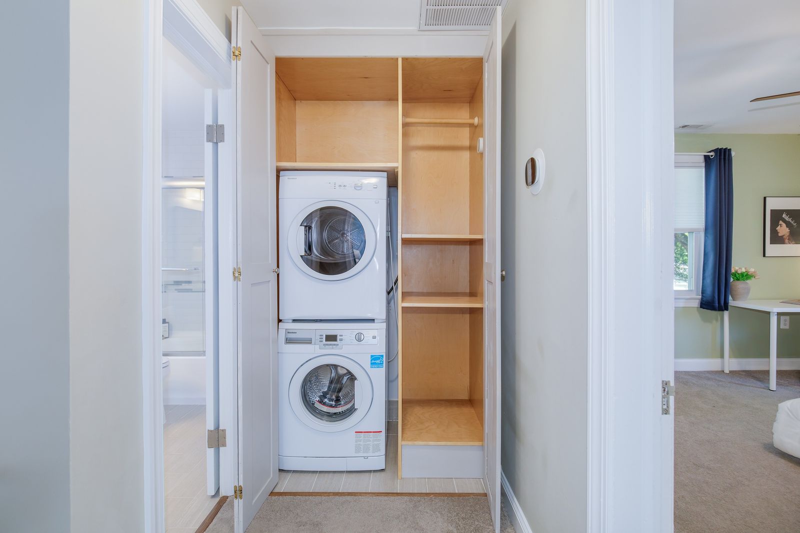 Laundry at 737 Whittier St NW